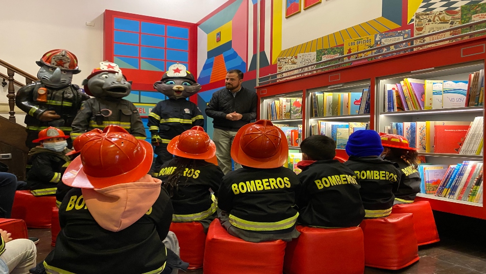 Museo de Bomberos reinaugura el Cuartel de Lectura para la primera infancia 